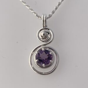 7mm Round Amethyst with checkerboard top.